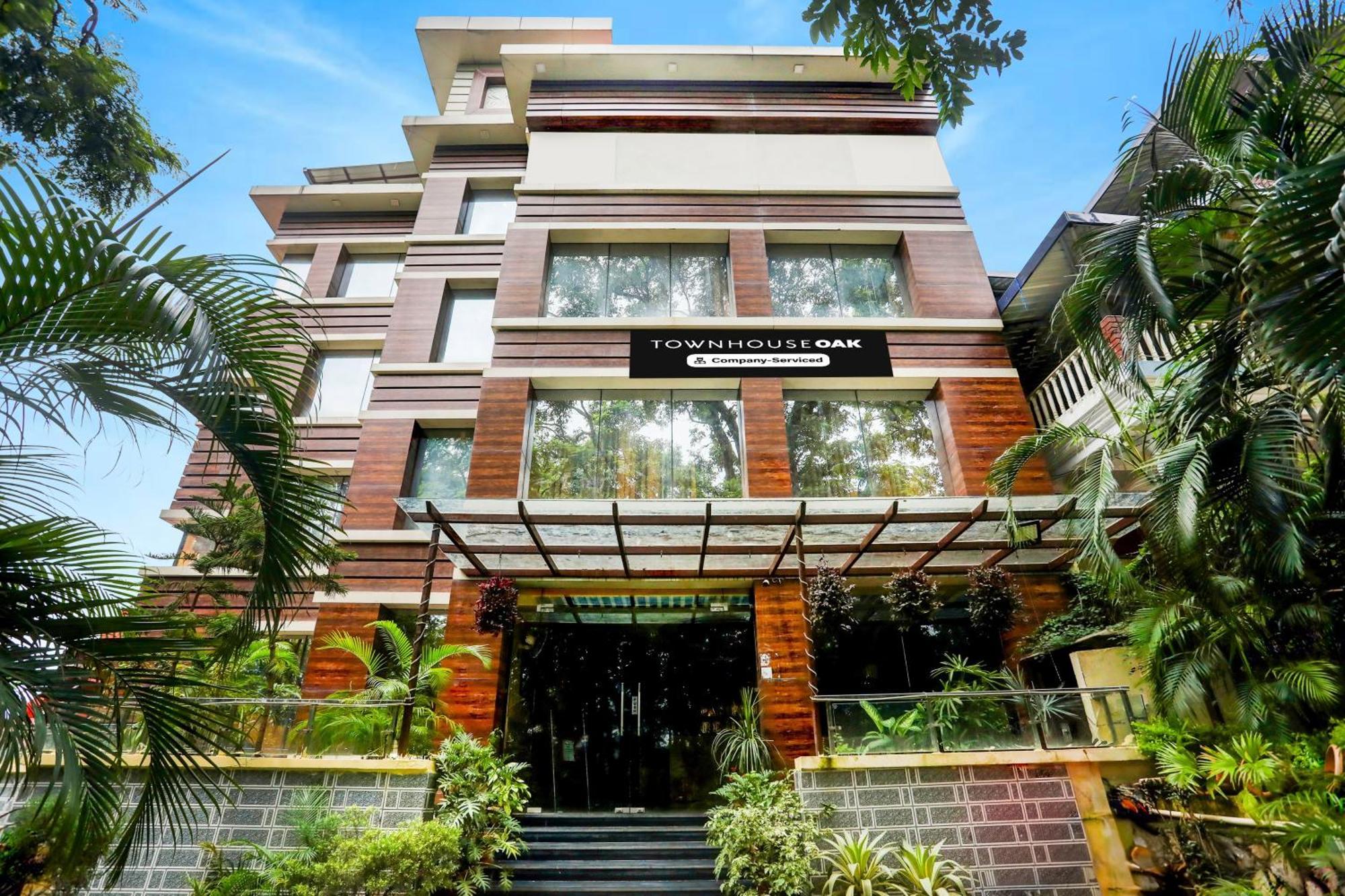 Super Townhouse Oak Pacify Hills Hotel Rājpur Екстериор снимка