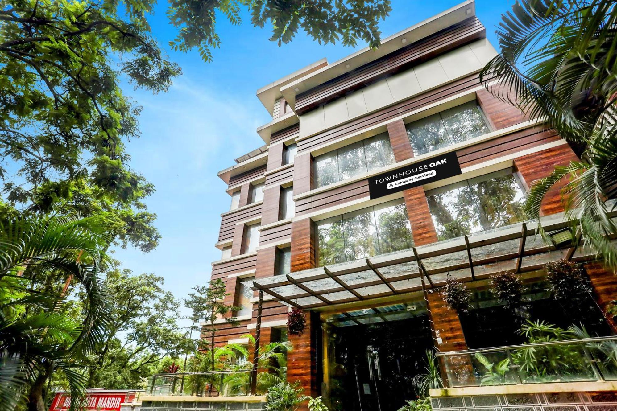 Super Townhouse Oak Pacify Hills Hotel Rājpur Екстериор снимка